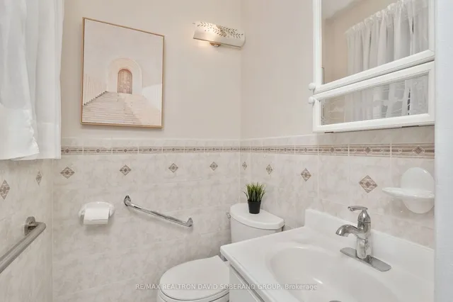 Additional property image - 17 Clanton Crt