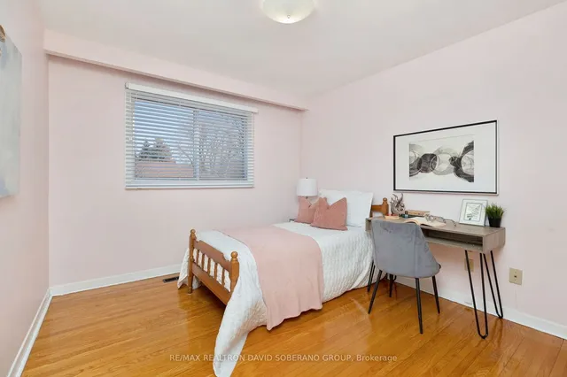 Additional property image - 17 Clanton Crt