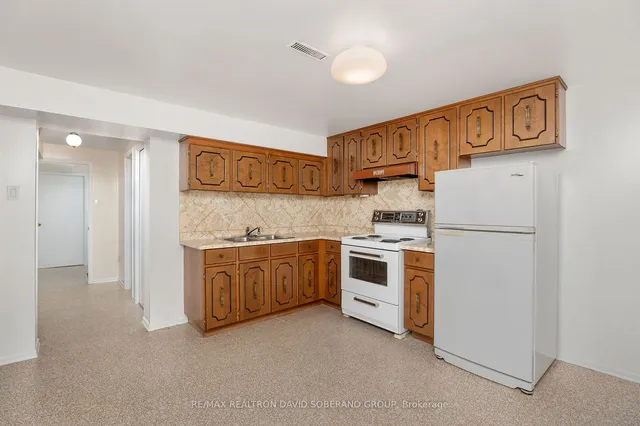 Additional property image - 17 Clanton Crt