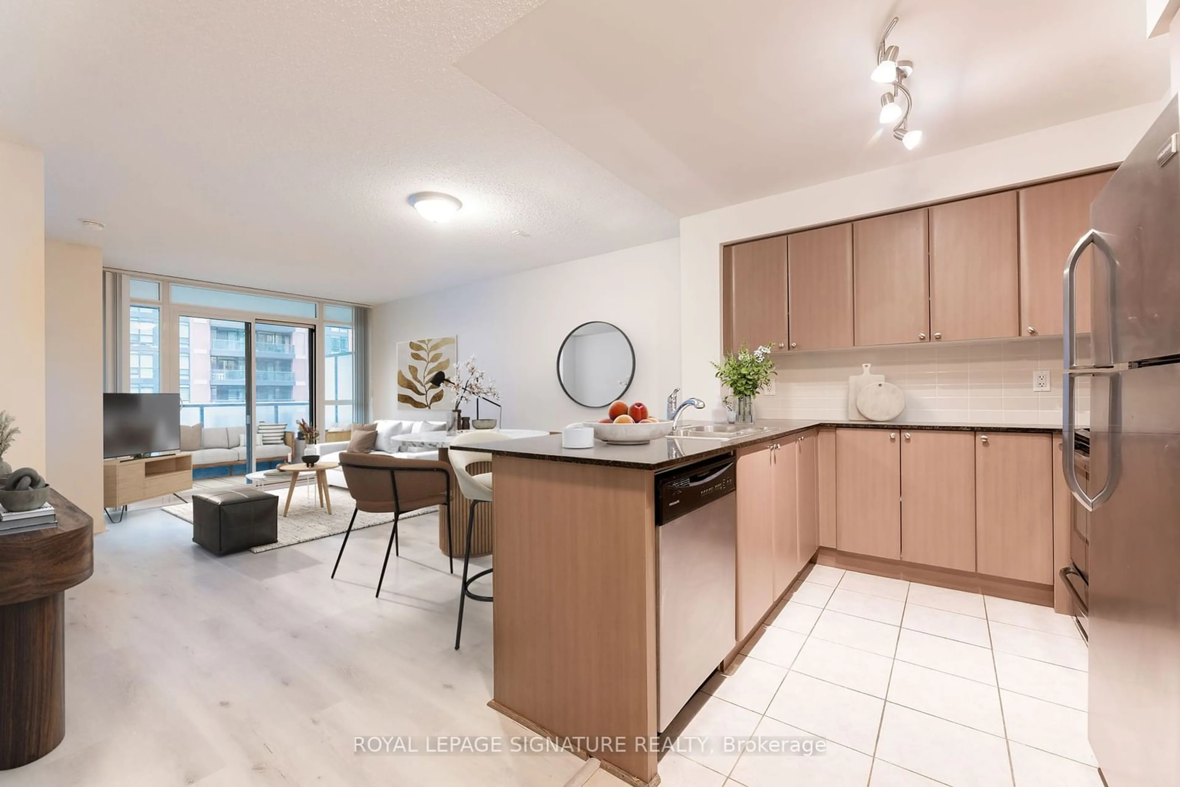 Open concept kitchen, ceramic/tile floor for 525 Wilson Ave #508, Toronto Ontario M3H 0A7