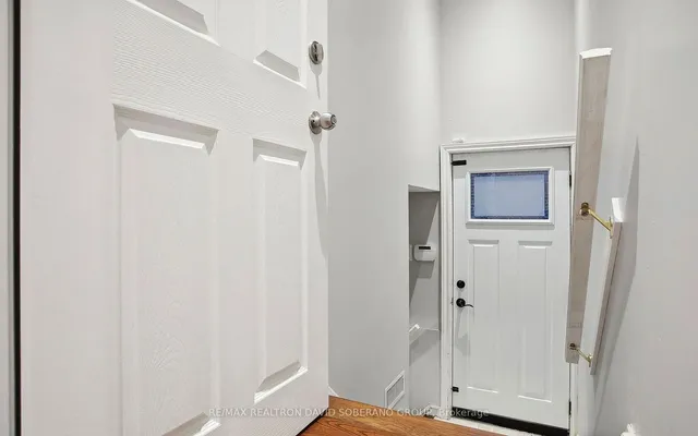 Additional property image - 19 Vinci Cres