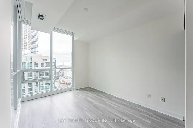 Additional property image - 33 Bay St Unit 2907