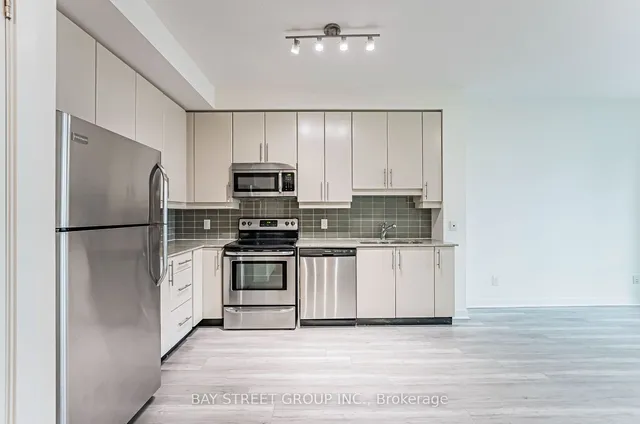 Additional property image - 33 Bay St Unit 2907
