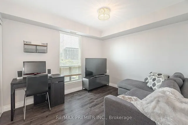 Additional property image - 1030 Sheppard Ave Unit 512