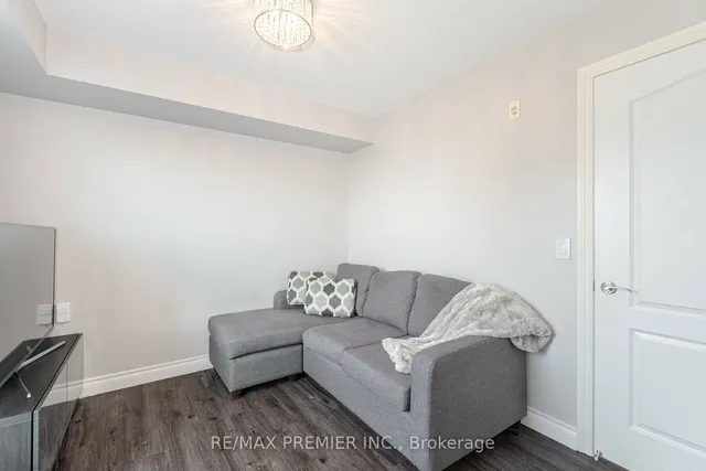 Additional property image - 1030 Sheppard Ave Unit 512