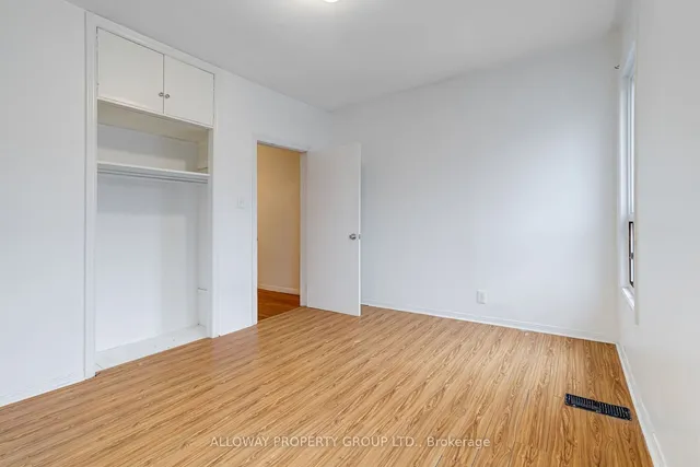 Additional property image - 1059 Bathurst St