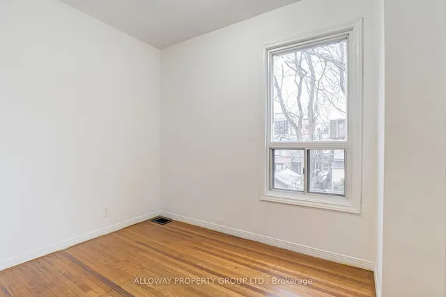 Additional property image - 1059 Bathurst St