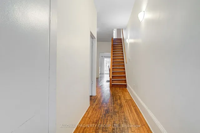 Additional property image - 1059 Bathurst St