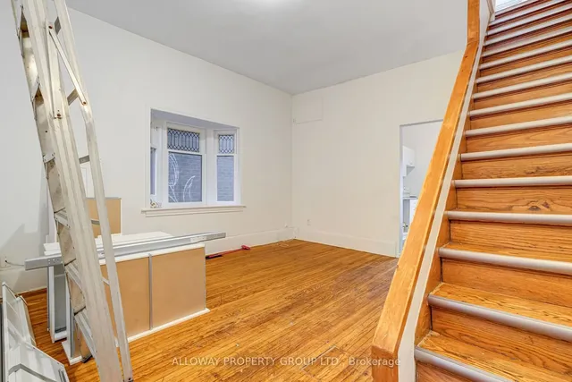 Additional property image - 1059 Bathurst St
