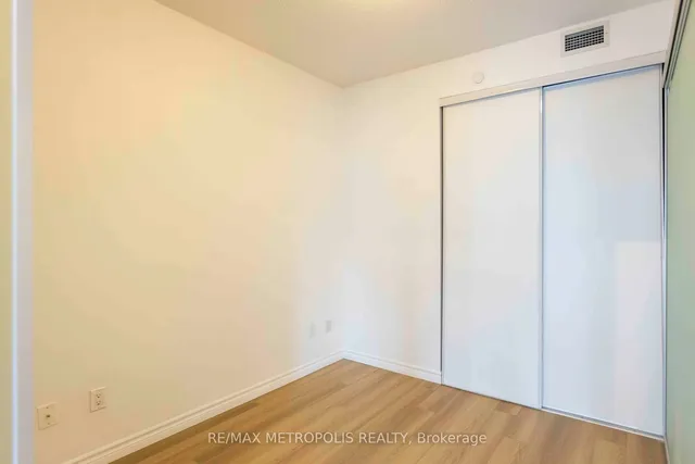 Additional property image - 460 Adelaide St Unit 2116