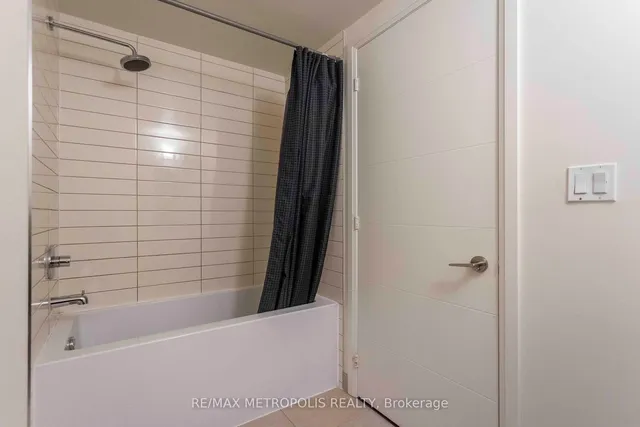 Additional property image - 460 Adelaide St Unit 2115
