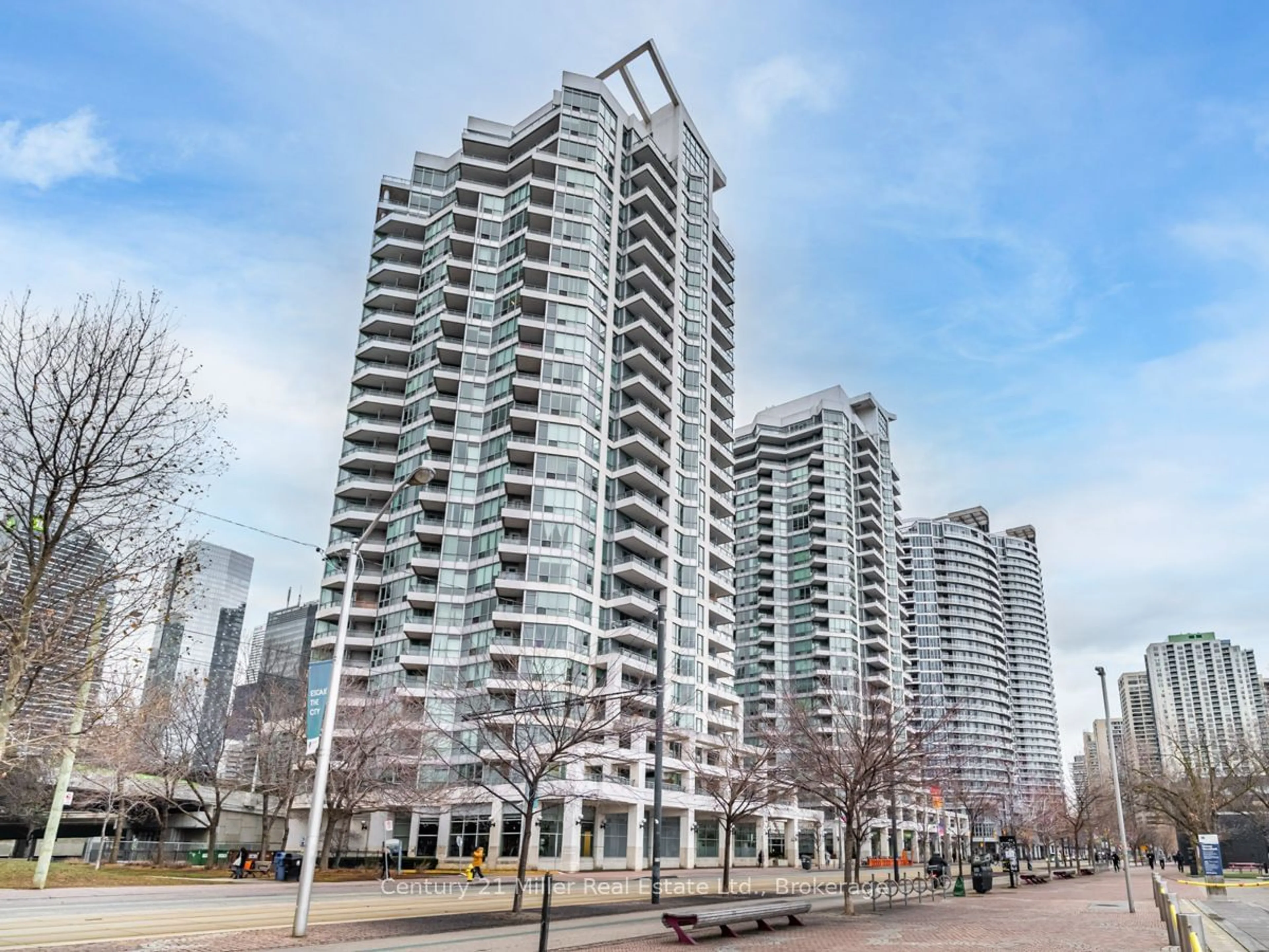 Unknown for 230 Queens Quay #628, Toronto Ontario M5J 2Y7