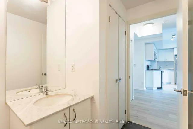 Additional property image - 55 East Liberty St Unit 717