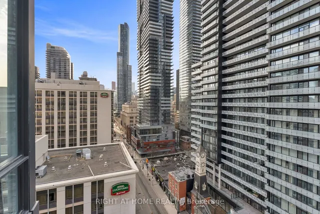 Additional image 2 of 501 Yonge St Unit 1212
