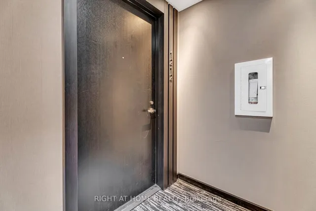 Additional image 24 of 501 Yonge St Unit 1212