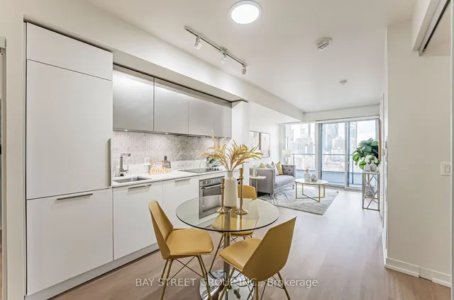 Additional property image - 85 Wood St Unit 1807