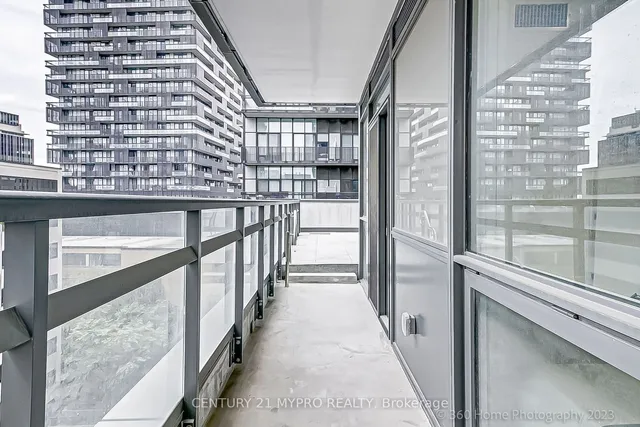Additional property image - 39 Roehampton Ave Unit 505