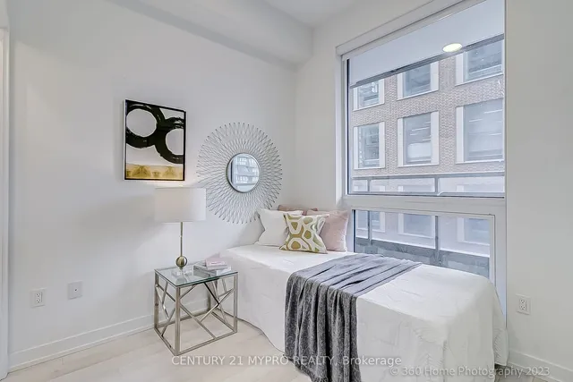 Additional property image - 39 Roehampton Ave Unit 505
