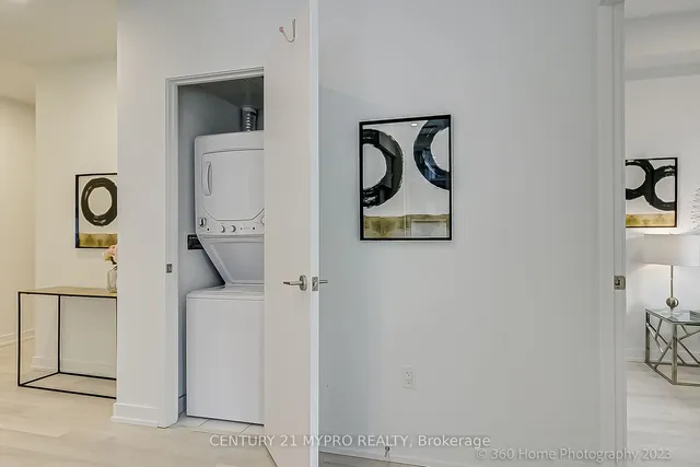 Additional property image - 39 Roehampton Ave Unit 505