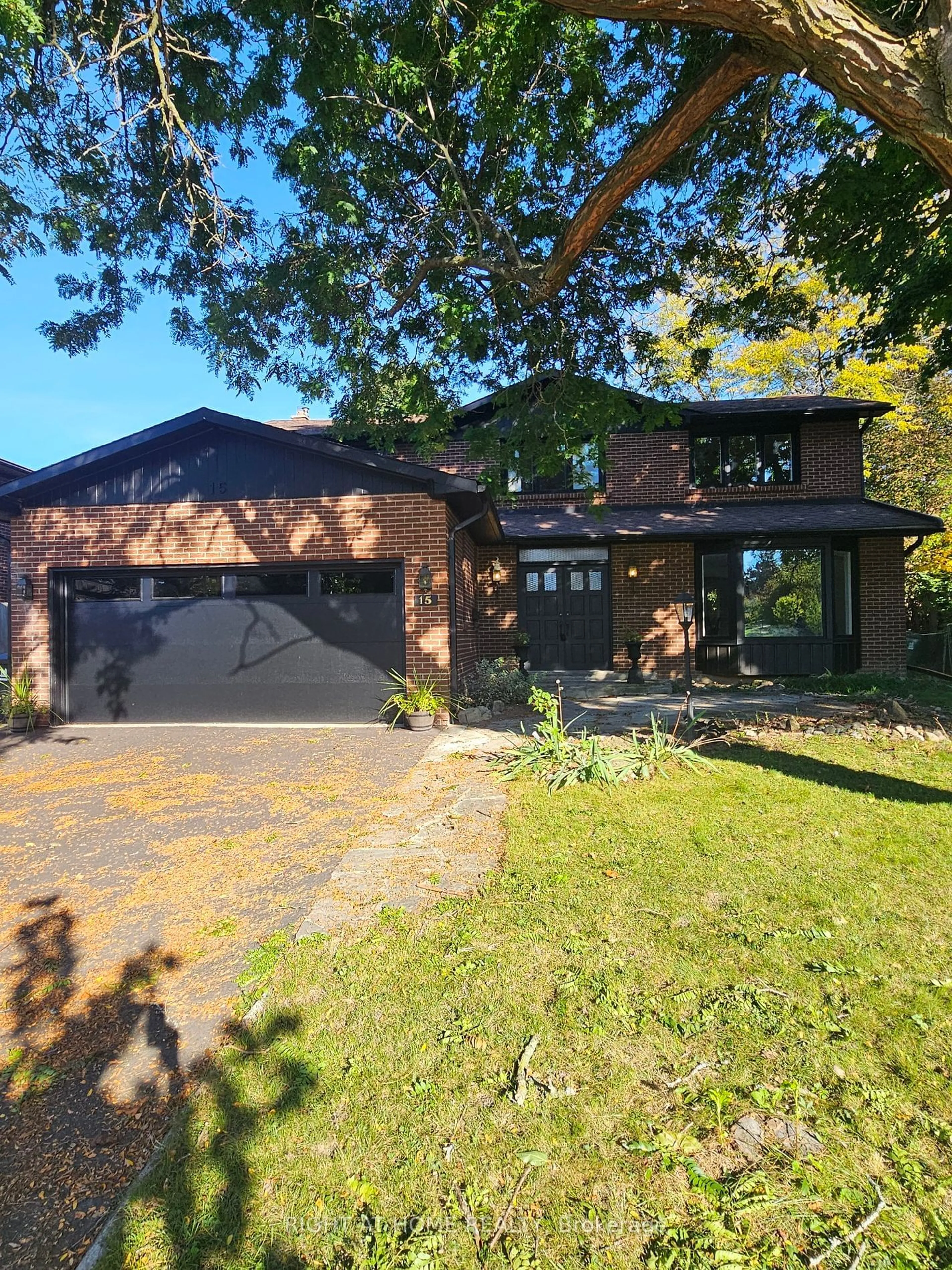 Home with brick exterior material, street for 15 Nevada Ave, Toronto Ontario M2M 3N9