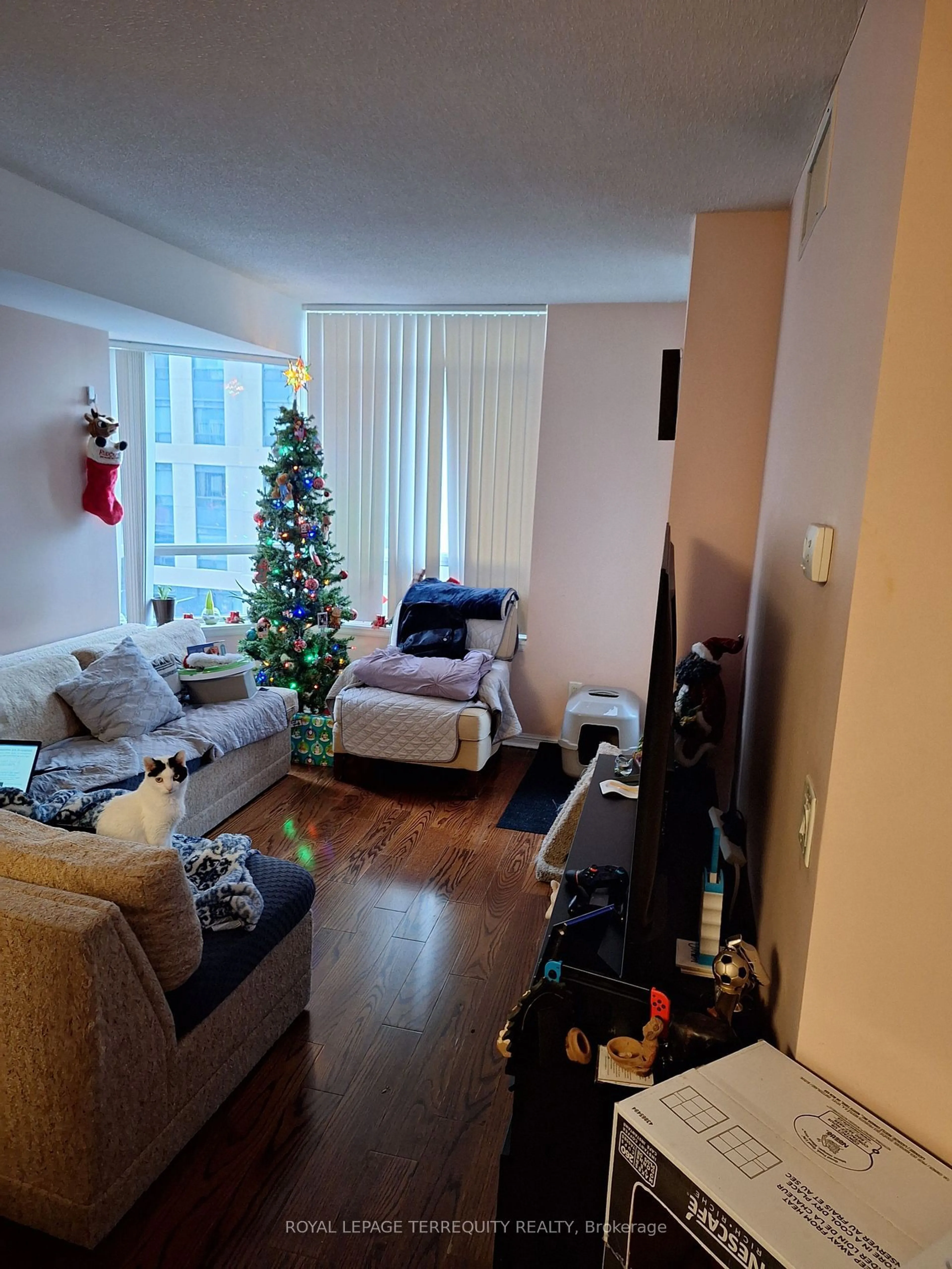 A pic of a room for 153 Beecroft Rd #515, Toronto Ontario M2N 7C5