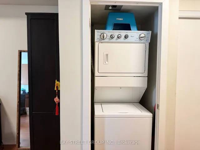 Additional property image - 30 Canterbury Pl Unit 709