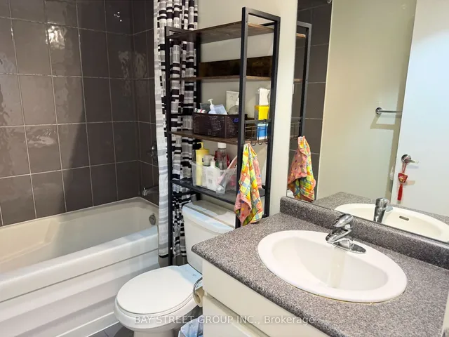 Additional property image - 30 Canterbury Pl Unit 709