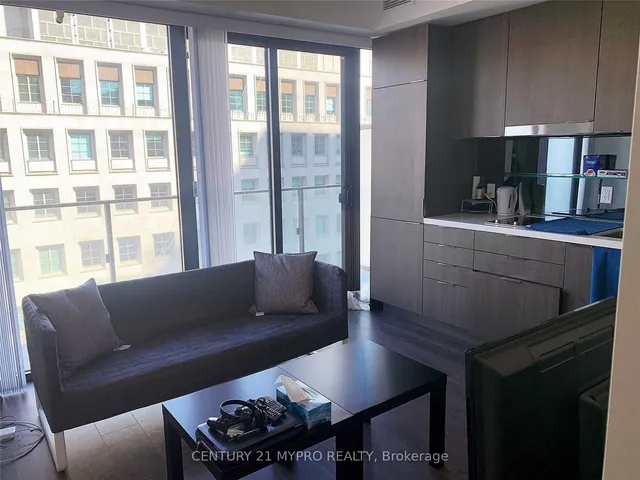 Additional property image - 215 Queen St Unit 810