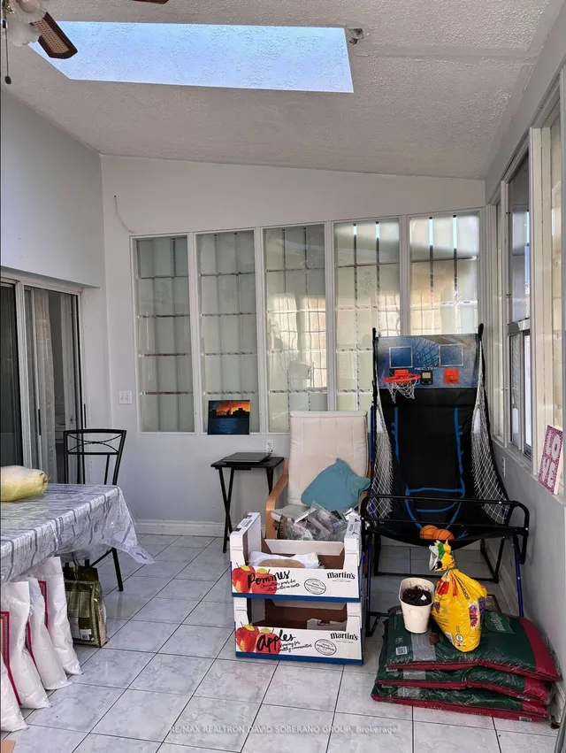 Additional property image - 759 Wilson Heights Blvd