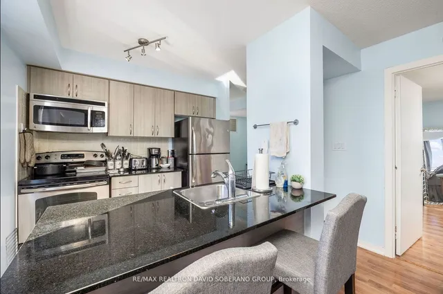 Additional property image - 801 Sheppard Ave Unit 608
