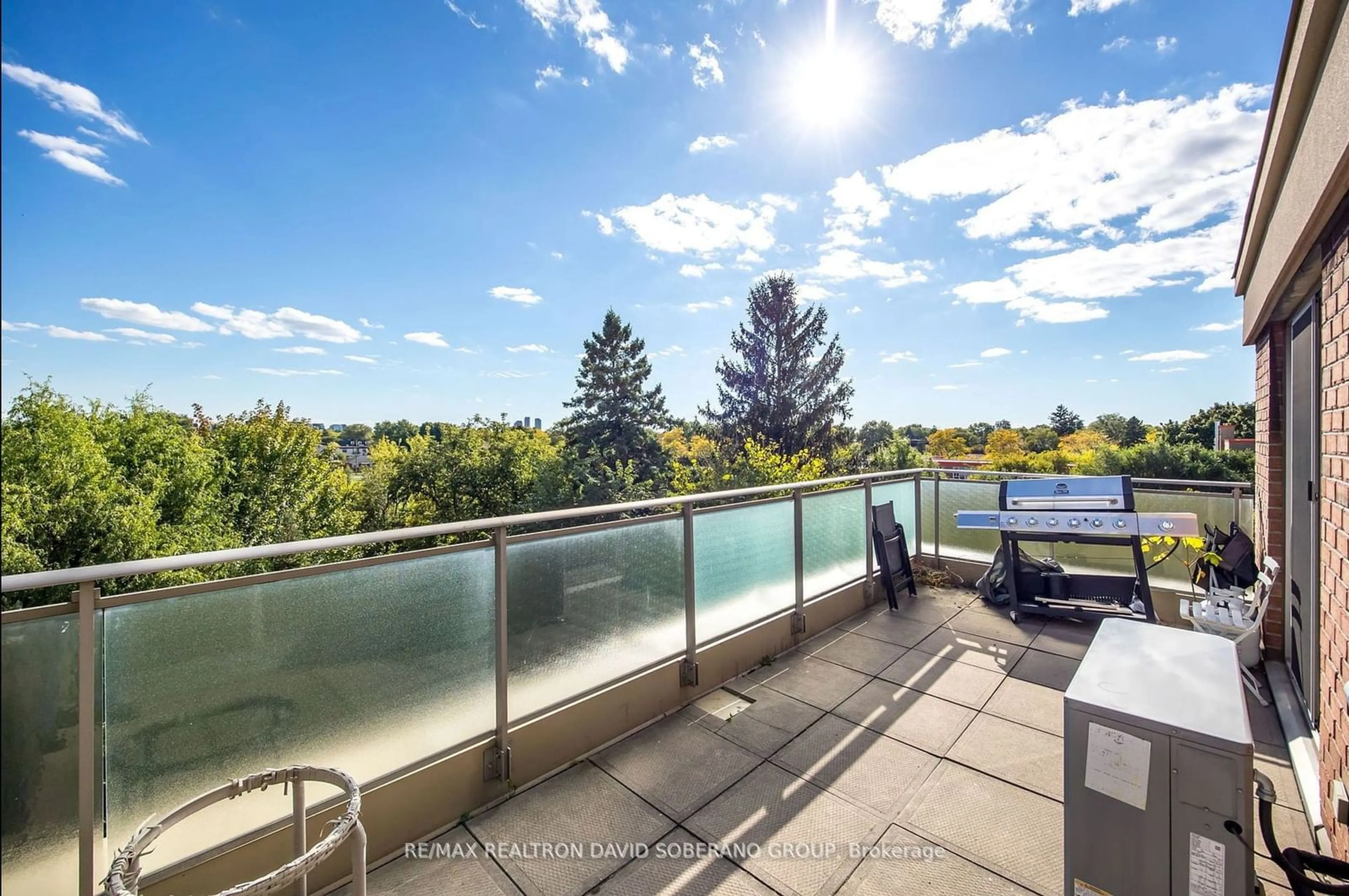 Balcony in the apartment, water/lake/river/ocean view for 801 Sheppard Ave #608, Toronto Ontario M3H 0A8