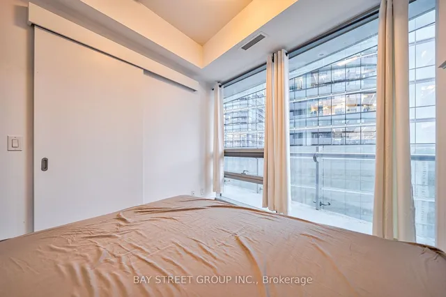 Additional property image - 14 York St Unit 3410