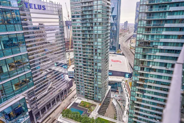 Additional property image - 14 York St Unit 3410