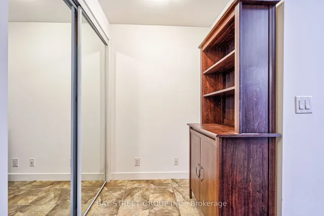 Additional property image - 14 York St Unit 3410