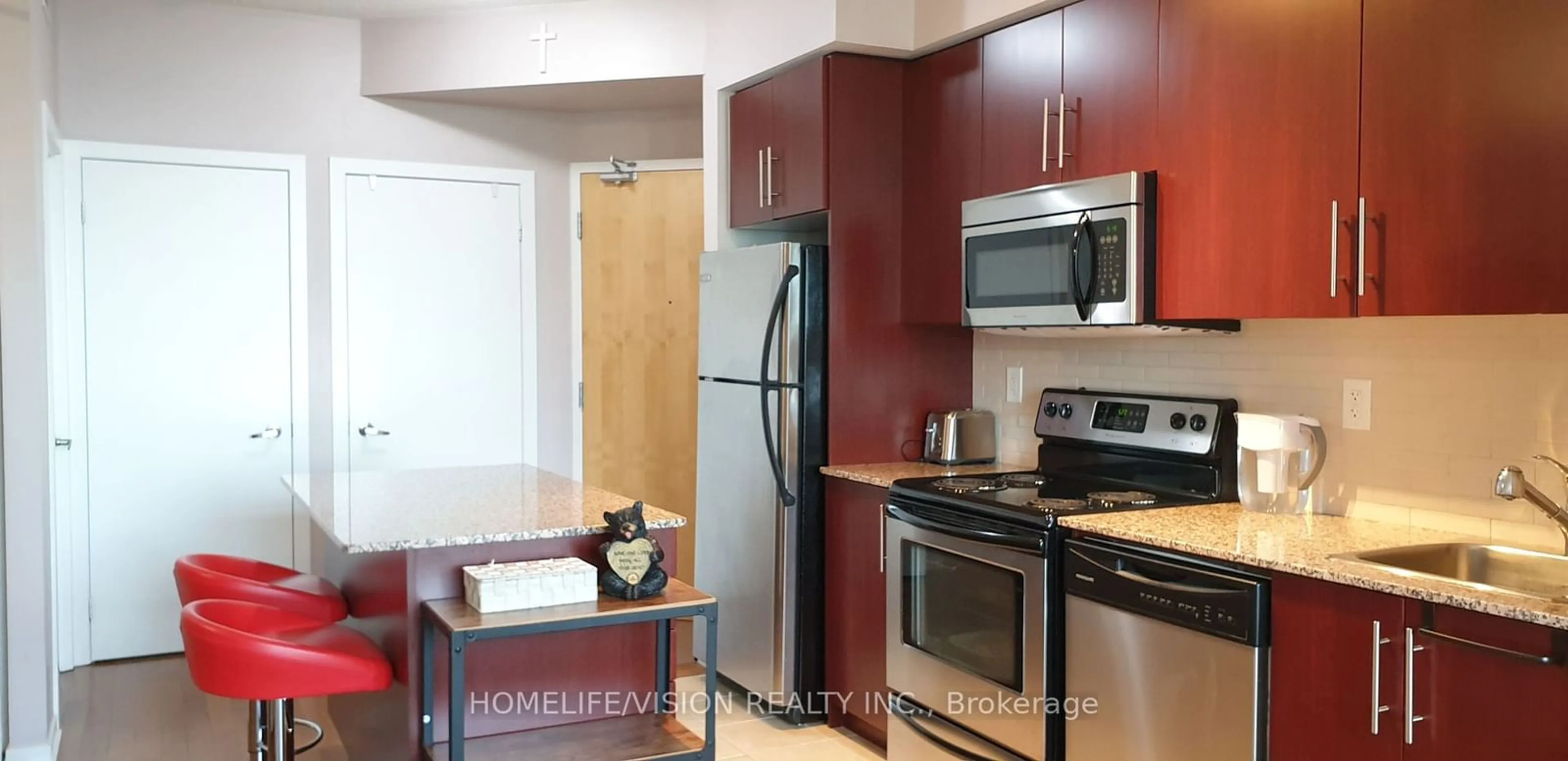 Standard kitchen, unknown for 55 Bremner Blvd #3805, Toronto Ontario M5J 0A6