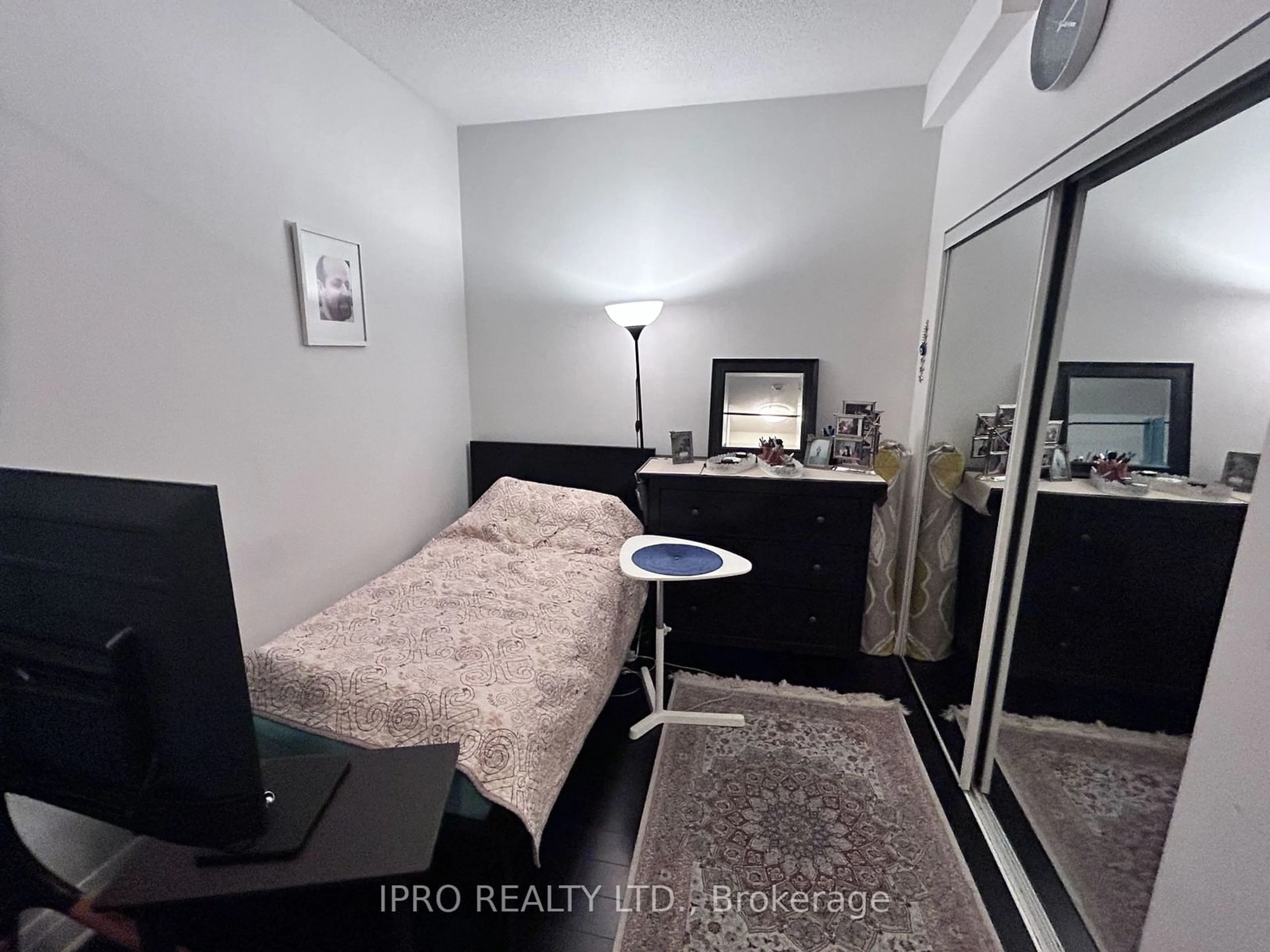 A pic of a room for 17 Kenaston Gdns #101, Toronto Ontario M2K 0B9