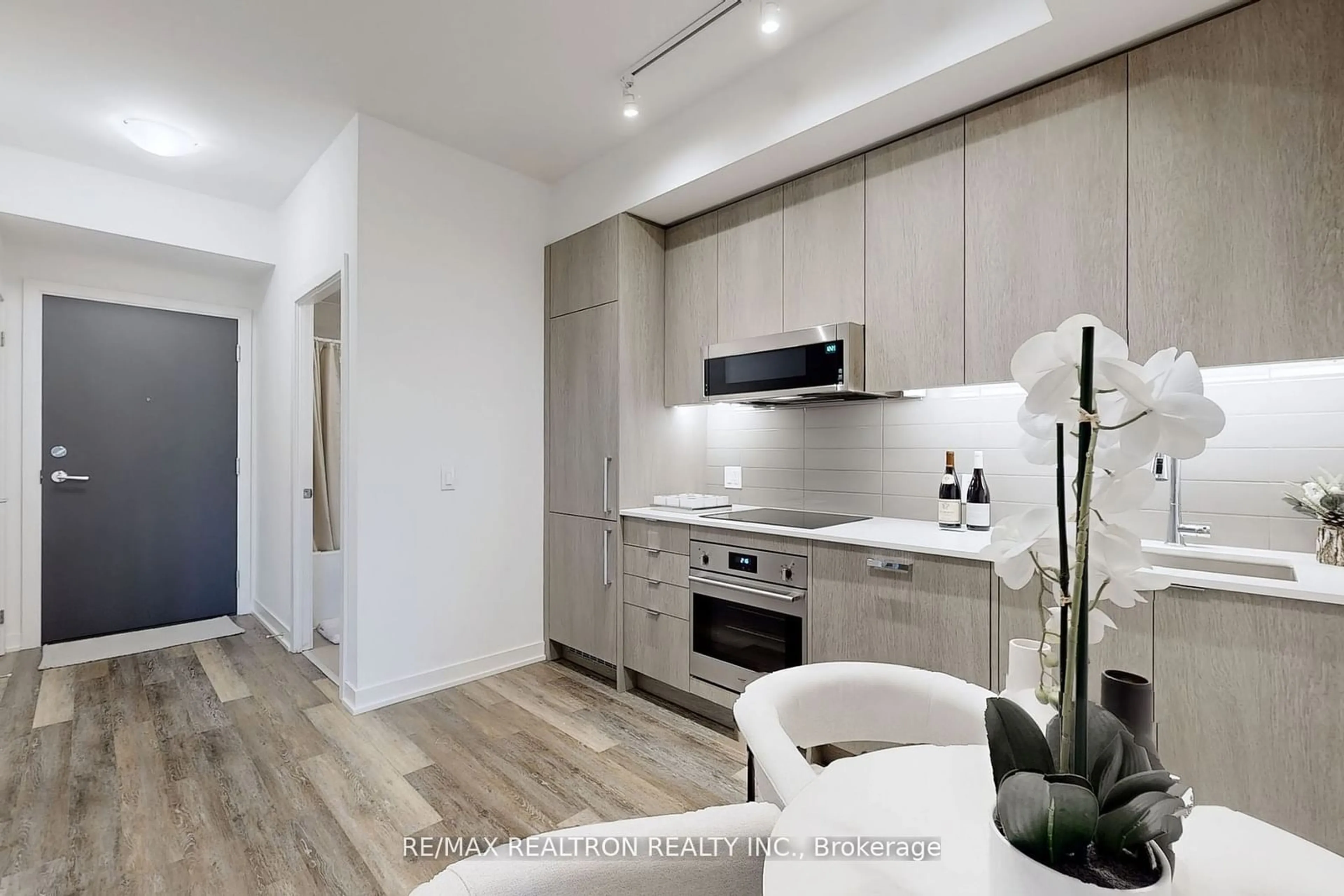 Open concept kitchen, unknown for 250 Lawrence Ave #501, Toronto Ontario M5M 1B1