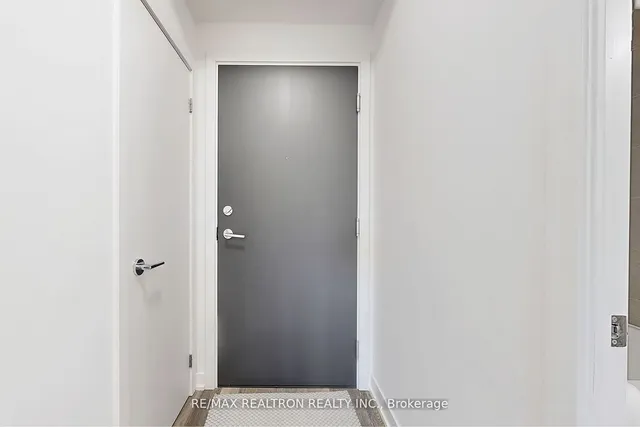 Additional property image - 250 Lawrence Ave Unit 501