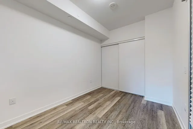 Additional property image - 250 Lawrence Ave Unit 501