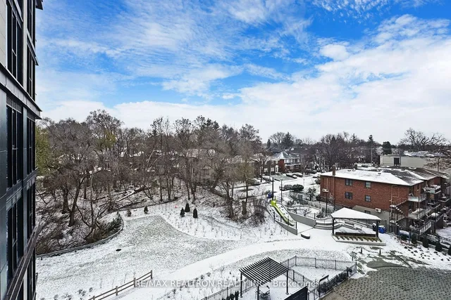 Additional property image - 250 Lawrence Ave Unit 501