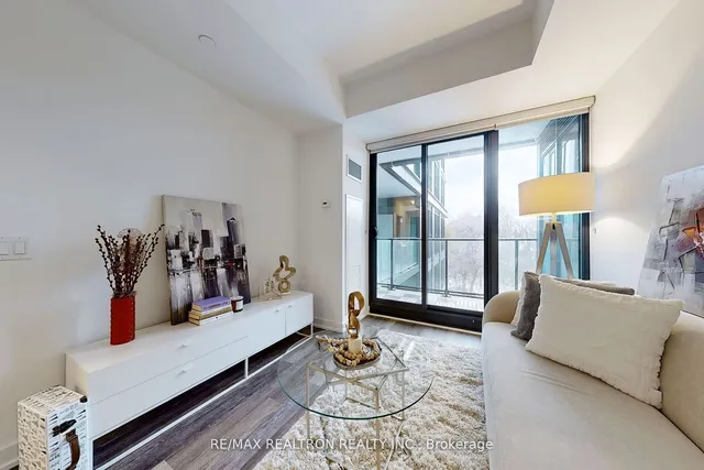 Additional property image - 250 Lawrence Ave Unit 501