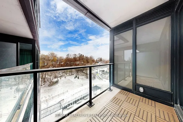 Additional property image - 250 Lawrence Ave Unit 501