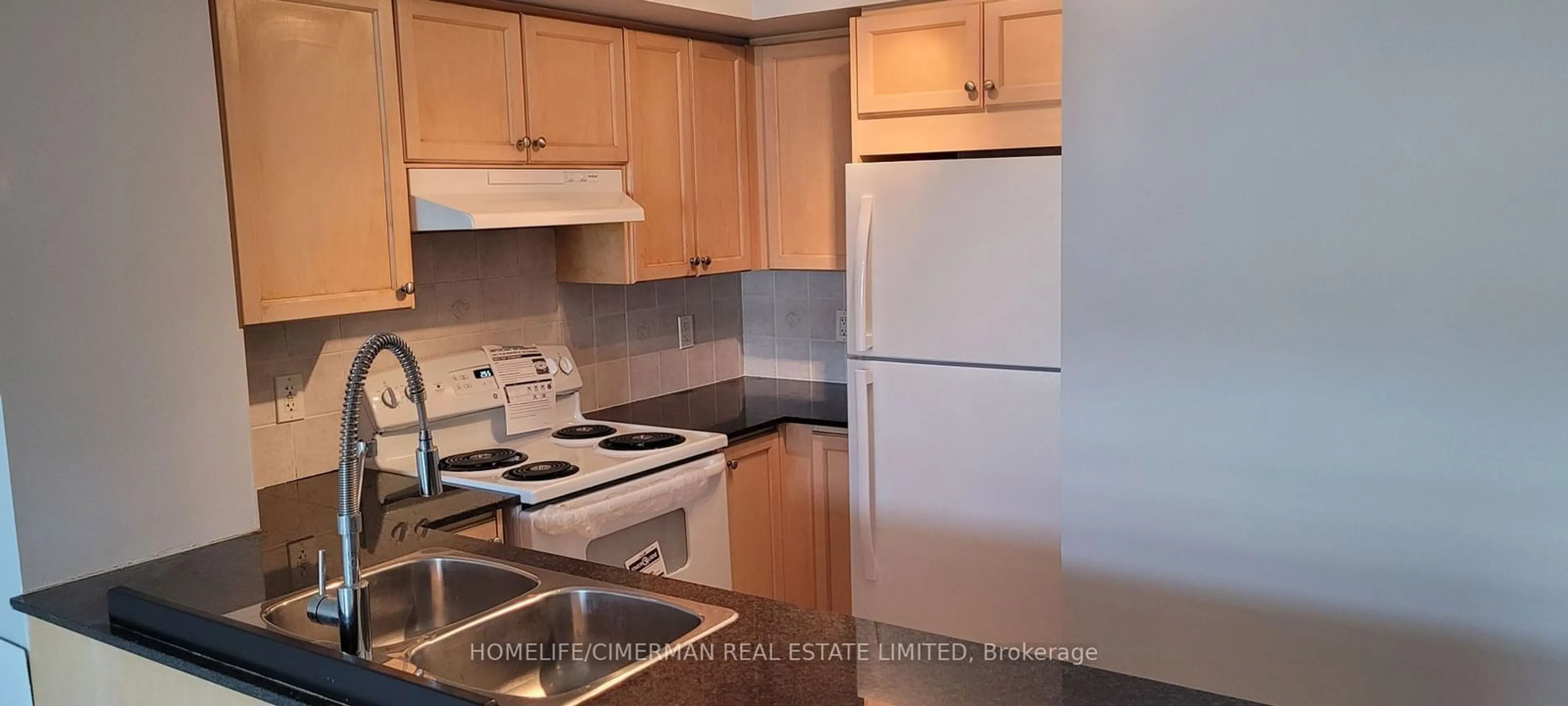 Standard kitchen, unknown for 18 Kenaston Gdns #305, Toronto Ontario M2K 1G8