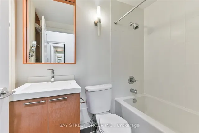 Additional property image - 100 Harrison Garden Blvd Unit 815
