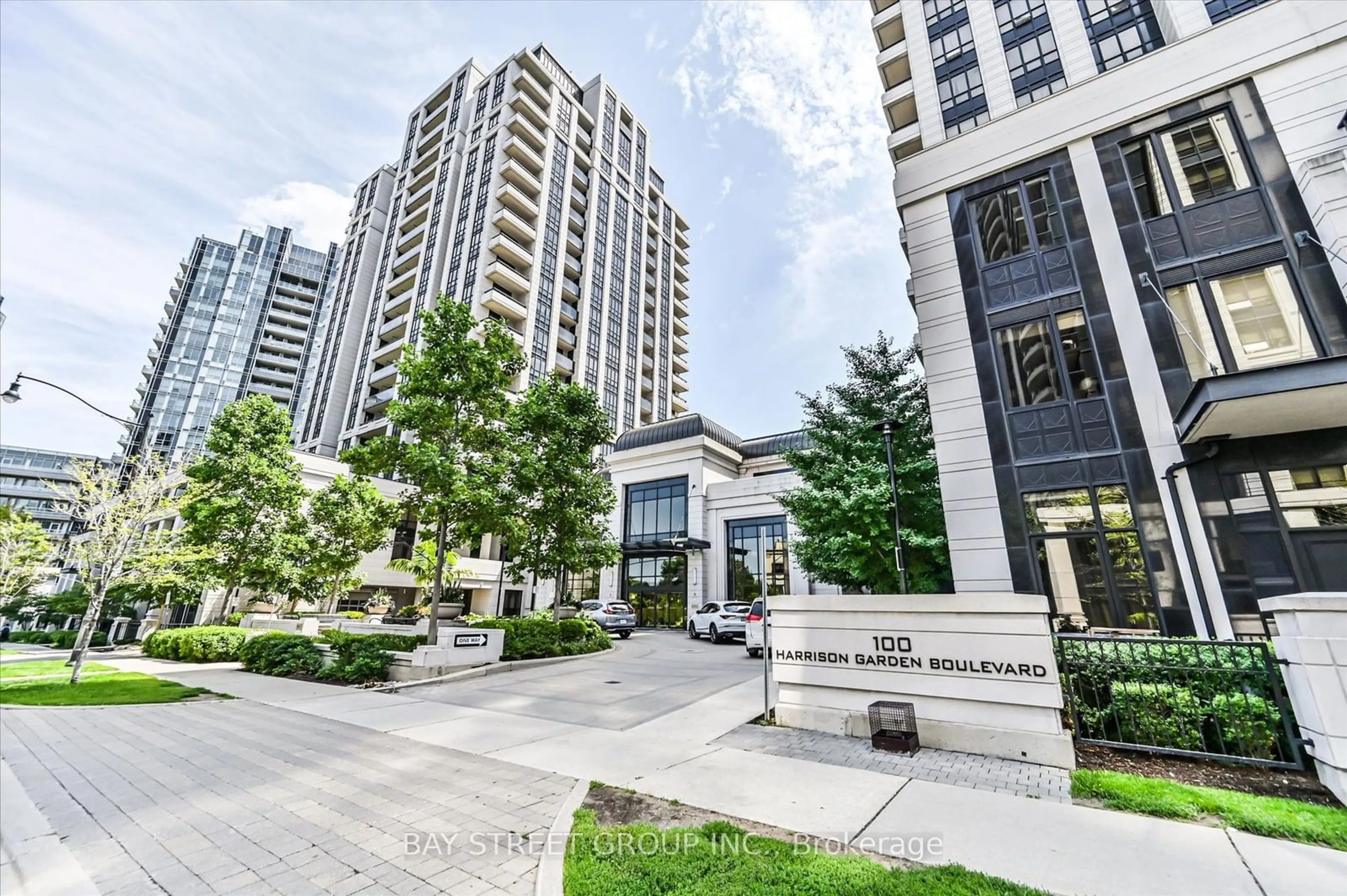 Patio, street for 100 Harrison Garden Blvd #815, Toronto Ontario M2M 0C2