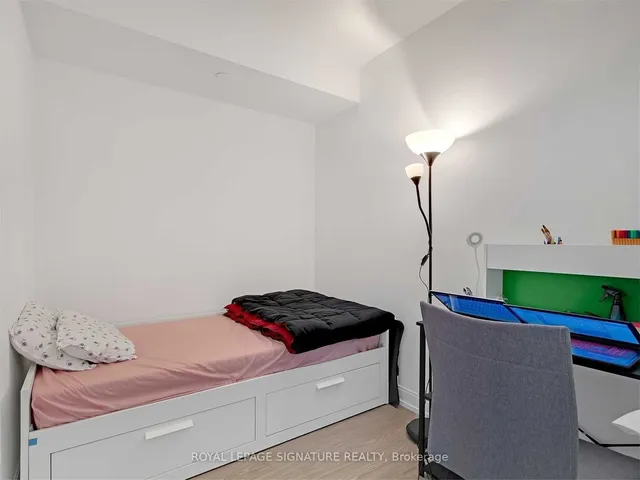 Additional property image - 181 Dundas St Unit 4802