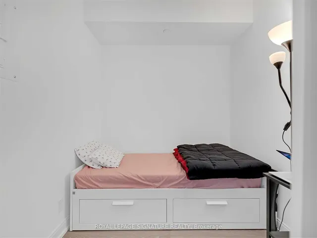 Additional property image - 181 Dundas St Unit 4802