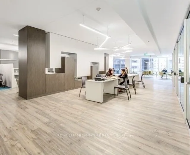 Additional property image - 181 Dundas St Unit 4802