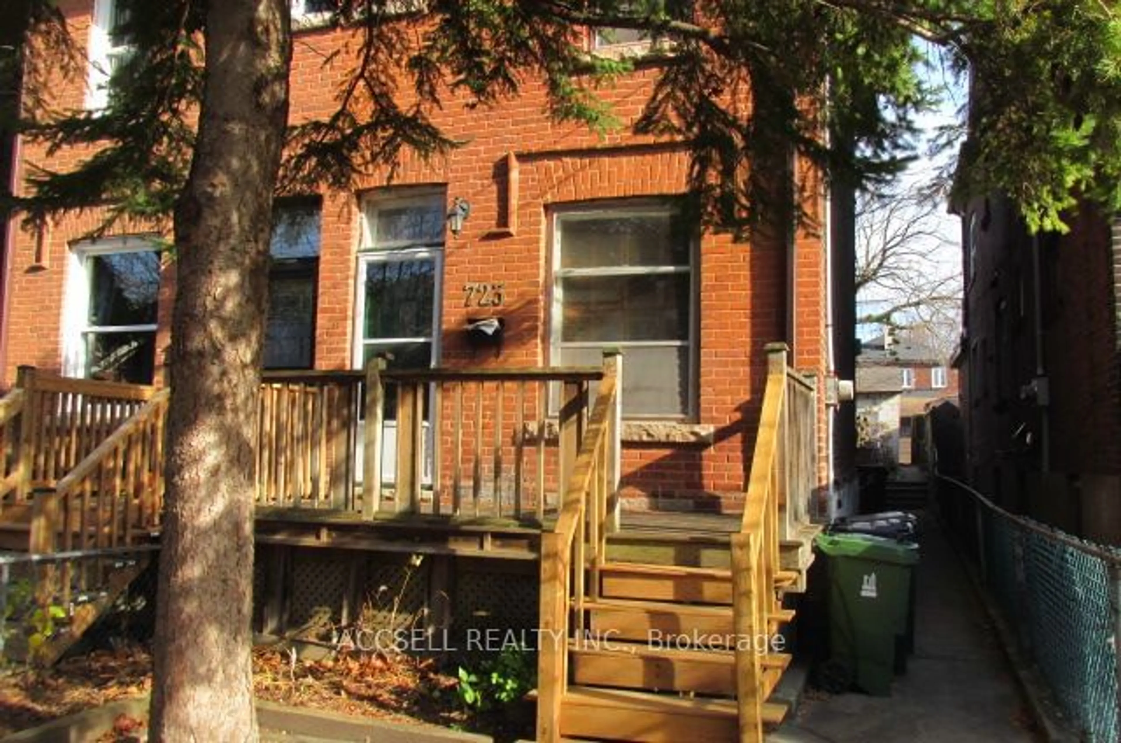 Home with brick exterior material, street for 723 Manning Ave, Toronto Ontario M6G 2W5