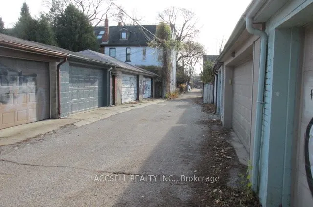 Additional property image - 723 Manning Ave